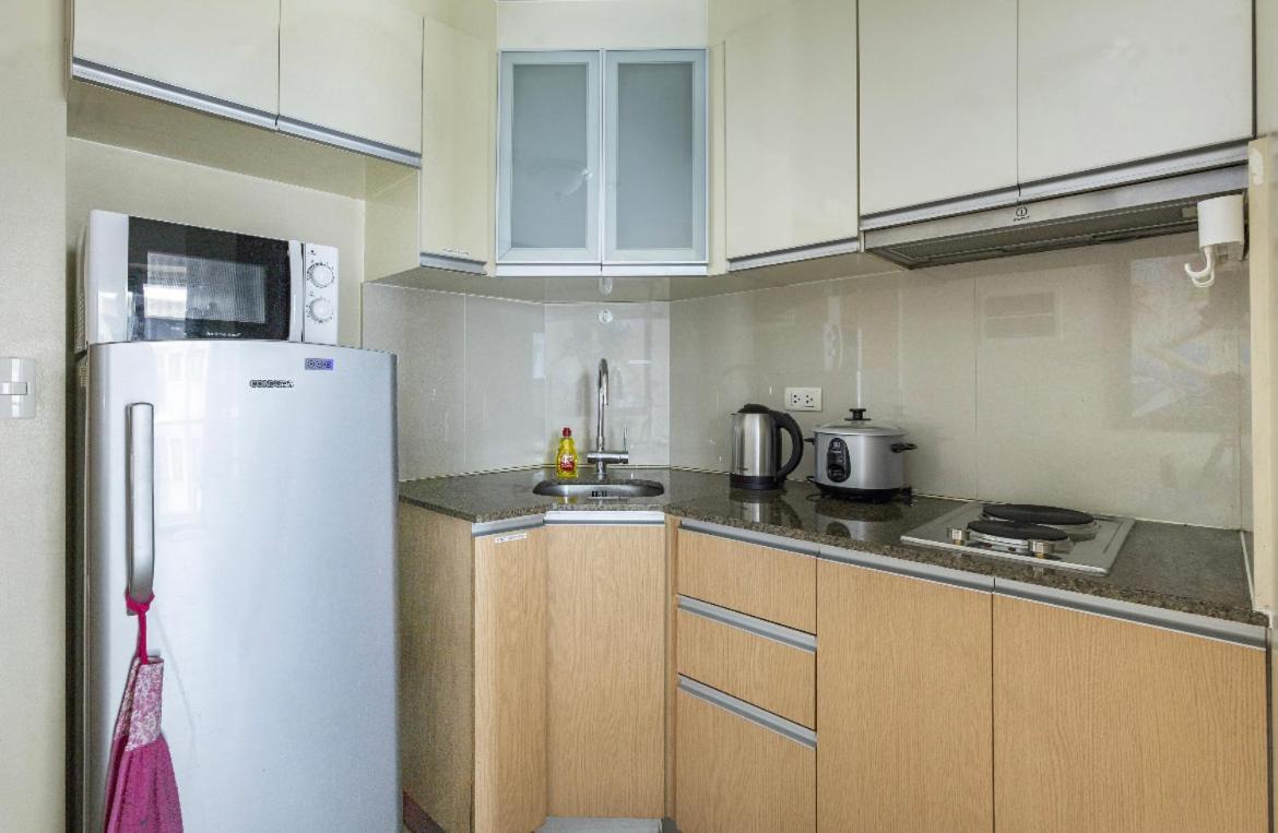 Studio At Newport World Airport Area Prime Location Манила Экстерьер фото