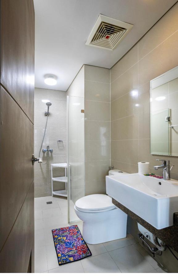 Studio At Newport World Airport Area Prime Location Манила Экстерьер фото